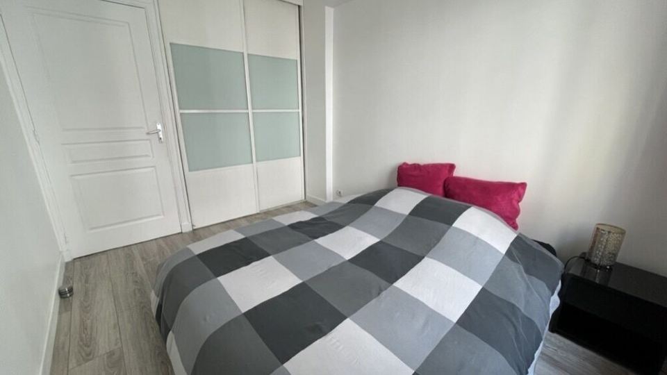Appartement Avec Terrasse Proche de Paris et La Défense