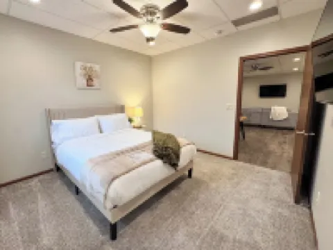 Beatrice Beauty - Remodeled 2 bed 2 bath in quiet neighborhood Hotels in Beatrice