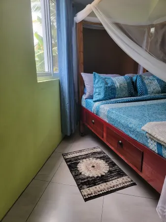 Breathtaking Piton views, alluring sunsets over Caribbean Sea 5 min from beach