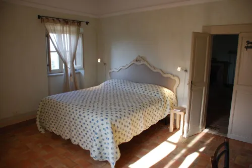 panoramic apartment, full of atmosphere, a few steps from the Ruspoli castle. Hotels in Vignanello