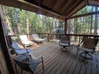 Charming 4-bedroom cabin with WiFi, AC, 5 miles from Pinecrest Lake/Dodge Ridge