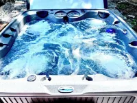 Luxury Dome • Hot Tub • Lake View • Near Marina