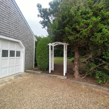 Short walk to the beach! See & hear the ocean in the distance. Great living area