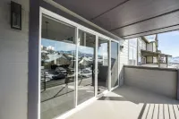 Newly constructed 4 bedroom in Deer Springs. Hotels in Hideout