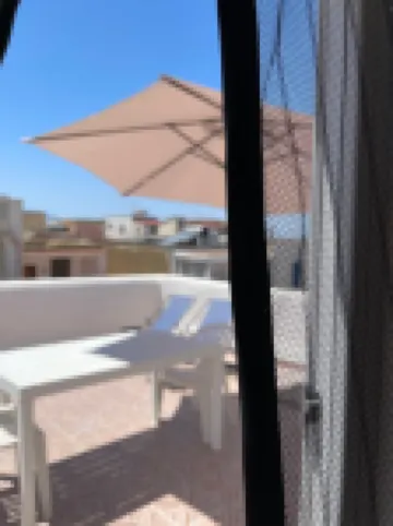 Appartement en Sicile Près de la mer Pour 1-6 Personnes Avec Terrasse et Wifi