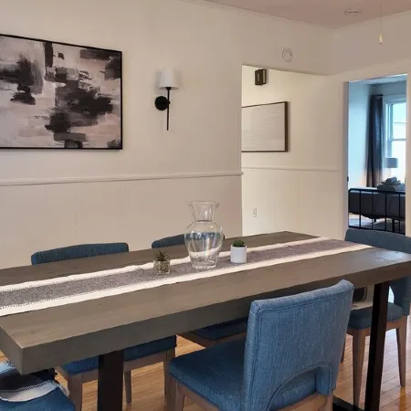 Newly Refreshed 3bd Spacious Unit Minutes from 290 Отели в г. Вустер