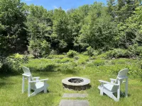 Luxury house on roaring river with its own pool