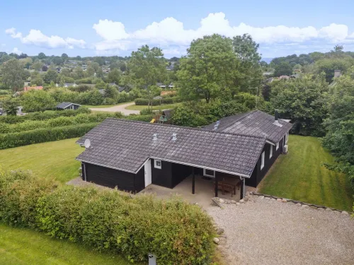 "Peder" - 950m from the Sea Hotels in Hejls