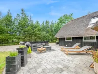 "Arttu" - 2.4km from the Sea