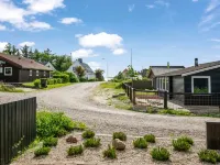 "Eino" - 150m from the sea