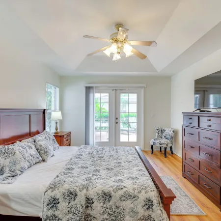 Heated Pool, Patio & Yard! Cape Coral Escape