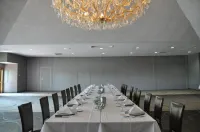 Riverview Inn & Suites, Ascend Hotel Collection - Desayuno