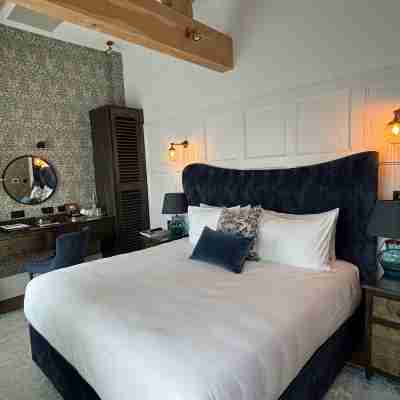 Manor House Lindley Rooms