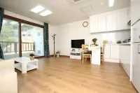 Meta Pension, DamYang Hotels near Meta Provence