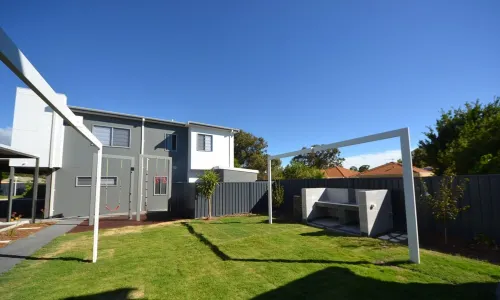 MODERN 2 BED APARTMENTS WITH WHEELCHAIR ACCESS