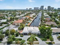 Waterfront home w/pool & views 5 minutes from beach/nightlife!