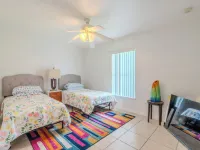 Flint and Kingscrest, LLC - Private Rooms in Shared Home Hotels in Apopka