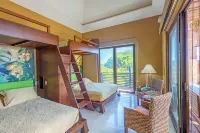 Spectacular corner villa at PortaFortuna, Punta Mita - golf cart, pool & hot tub Punta Mita Hospital附近的飯店