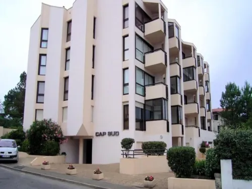 Apartments for 3 People