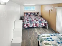 Kenai Beachfront Cabin 5 - Rustic Alaskan Cabin Hotels in Kalifornsky