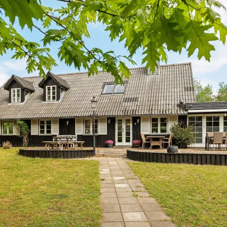 19 Person Holiday Home in Løgstør-by Traum Hoteles en Løgstør