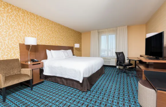 印第安納波利斯費希爾斯萬楓酒店及套房