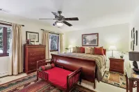 레이크 타호 패밀리 홈, 핫텁 및 게임룸 있음 Panache 주변 호텔