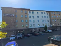 Staybridge Suites HILLSBORO - ORENCO STATION by IHG - Parking