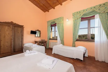 Hotel Funtana Noa Отели рядом с достопримечательностью «Spiaggia Le Dune di Piscinas»