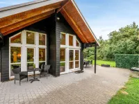 "Yvonna" - 350m to the Fjord