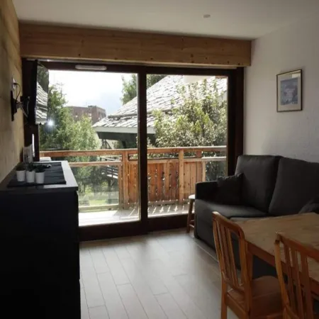 Studio for 4 People