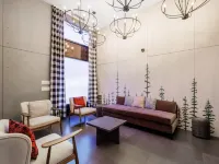 The Lodge Red Hook Hotels near Brooklyn Flea