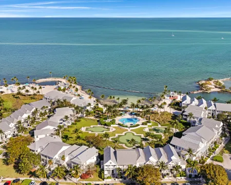 Tranquility Bay Resort Hotels in Marathon