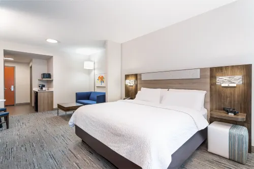 Holiday Inn Express & Suites Columbus Edinburgh