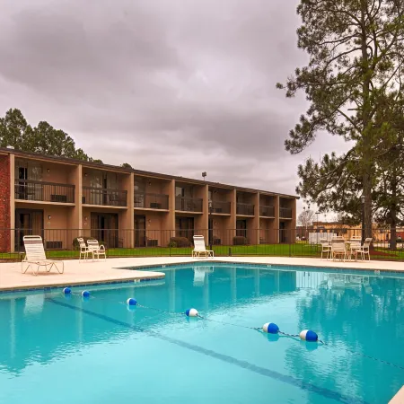 Best Western Colonial Inn
