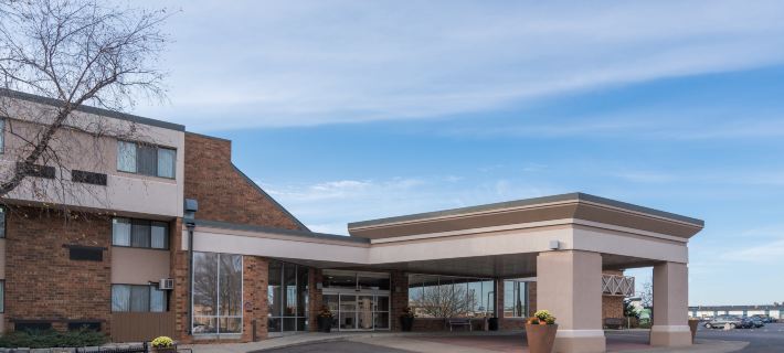 Holiday Inn & Suites ST. CLOUD by IHG Hotels in Stearns County