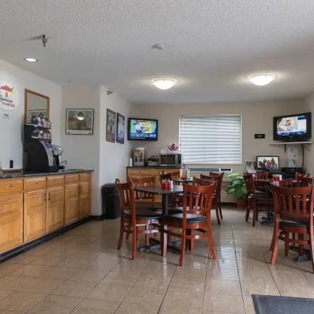 Super 8 by Wyndham Williams Lake BC