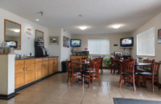 Super 8 by Wyndham Williams Lake BC