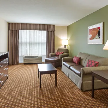 Holiday Inn DAYTONA BEACH LPGA BLVD by IHG Отели рядом с достопримечательностью «Аттракцион Daytona 500 Experience»