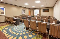 Holiday Inn Express & Suites ST. JOSEPH by IHG