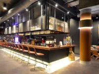 Moxy Denver Cherry Creek Hotels near Cherry Creek