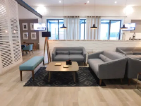 สเตย์บริดจ์ สวีทส์ วิลลาเอร์โมซา บาย IHG โรงแรมในบียาเอร์โมซา