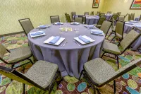โรงแรม ฮอลิเดย์ อินน์ Indianapolis Carmel บาย IHG - พร้อมอาหารเช้า