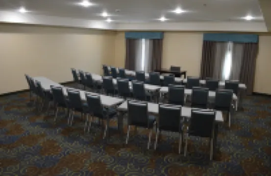 Holiday Inn Express YORKTON EAST by IHG
