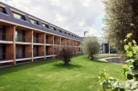 Van der Valk Hotel Volendam - Recently Renovated Hotels in Purmerend