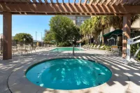 La Quinta Inn & Suites by Wyndham San Antonio Airport - Afhentnings-/afleveringstjenester