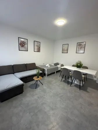 Modern apartment in the center, connection to Stuttgart, Märklineum and EWS Arena.