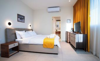 Roots Boutique Hotel