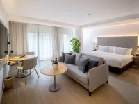Innside by Meliá Zaragoza Hotels near Romareda