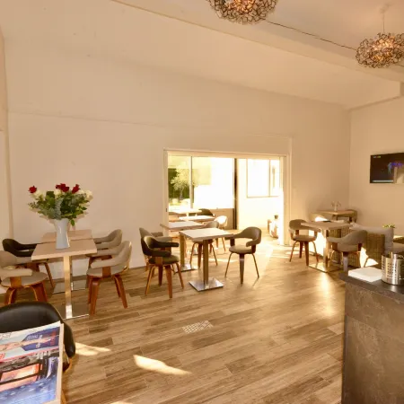 Hôtel Villa Sophia - Adults Only July and August